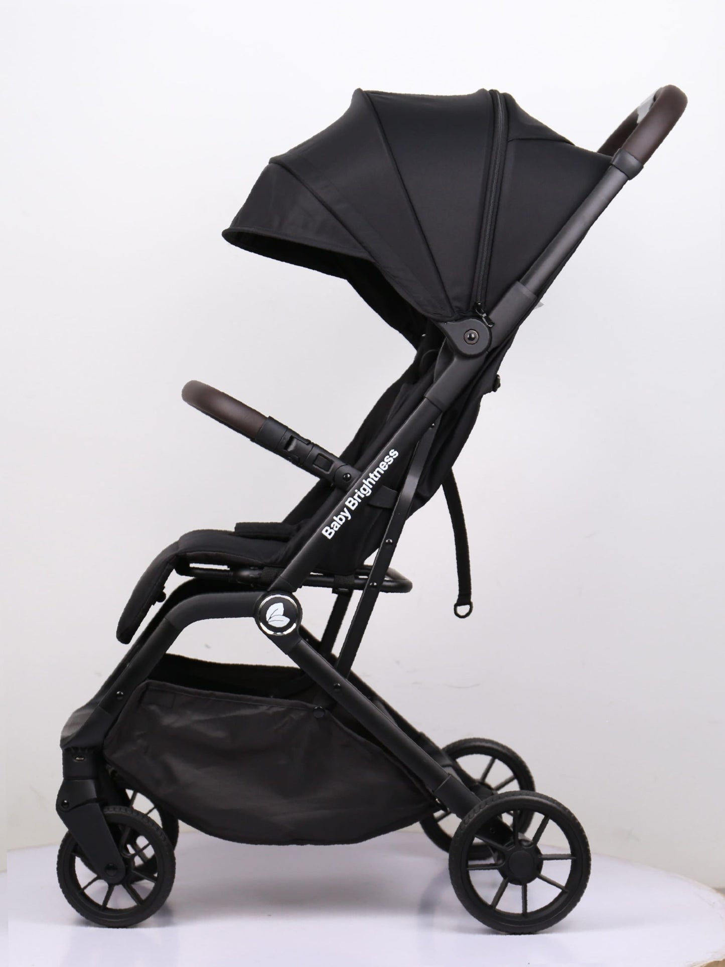 Pre-order Travel Pram – SwiftGo Lightweight Stroller with ISOFIX Booster Seat (Black) - image 20