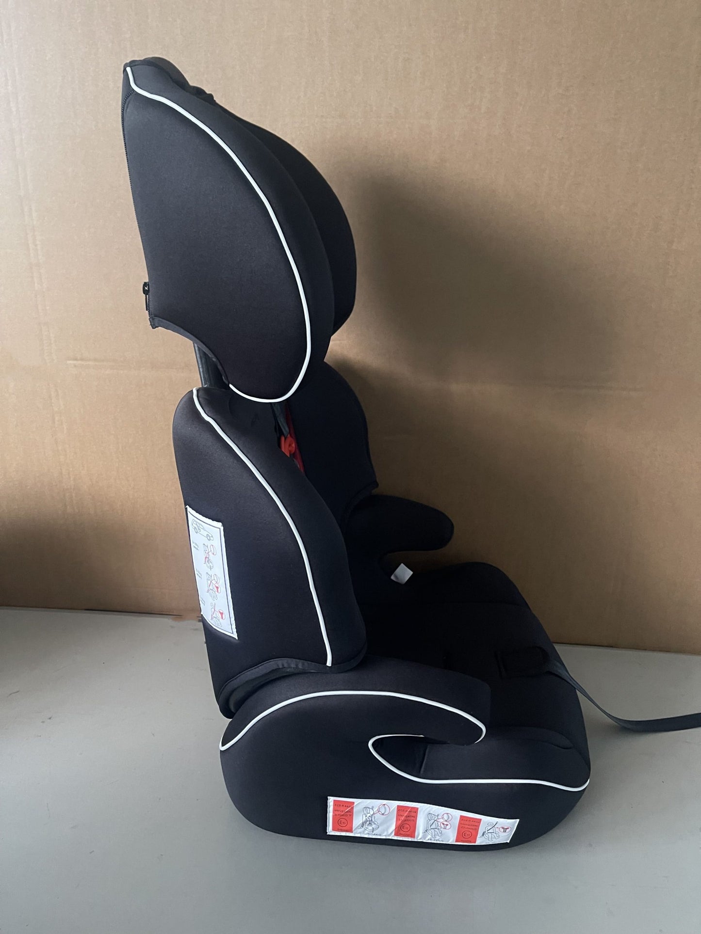 Baby Brightness TravelGuard booster car seat black - image 12