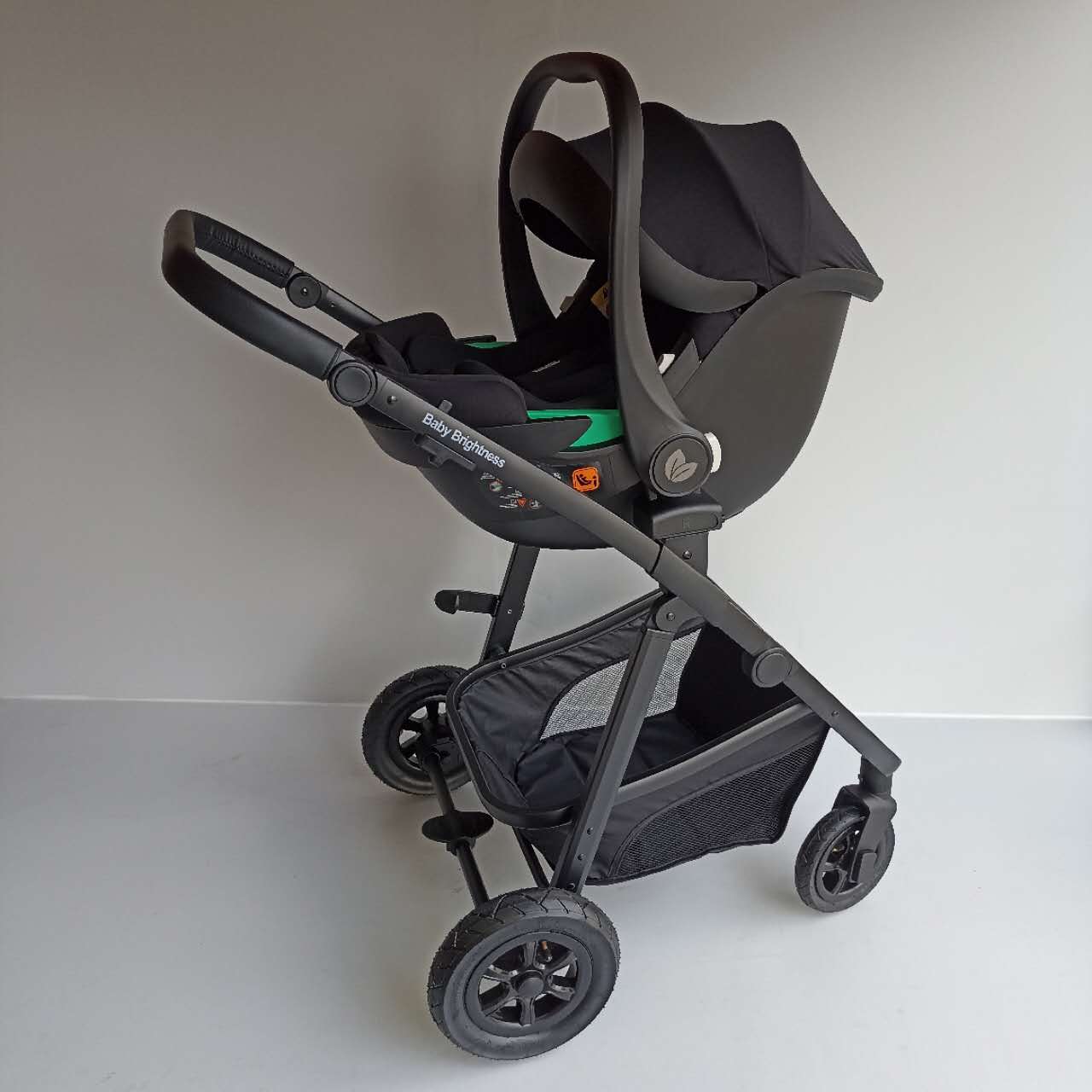 Newborn Pram – Palms 2+ Stroller with Infant Car Seat (Grey) - image 12