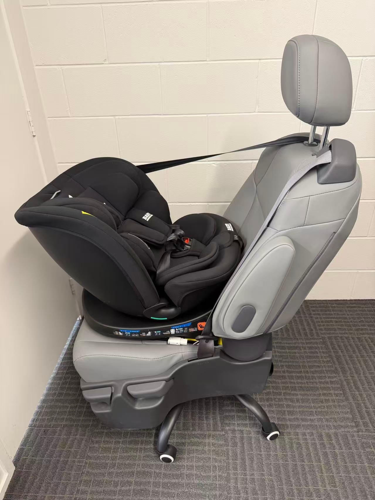 360° Rotating Baby Car Seat – Baby Brightness GuardianMax 1+ Grey - image 20