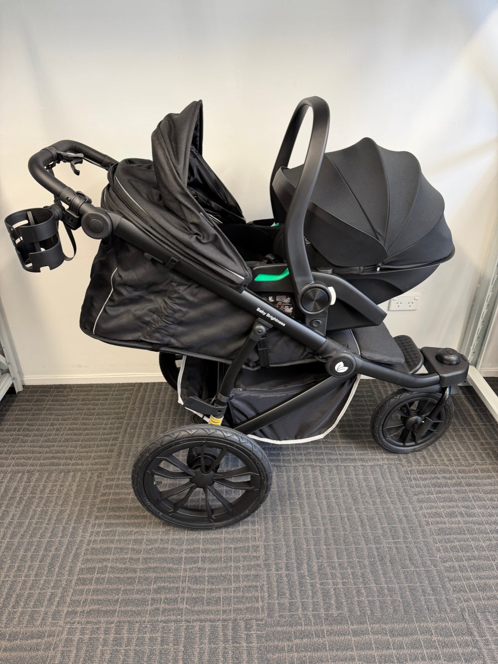 Pre-order Hill All Terrain Jogging Baby Stroller + Carrycot + Reclining Infant Capsule + 360 Car Seat and Rota - image 24